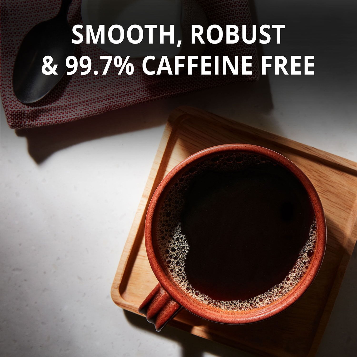 フォルジャーズ カフェインレス クラシック ロースト グラウンド コーヒー、28.8 オンス。カフェインレス クラシック ロースト グラウンド コーヒー、28.8 オンス。