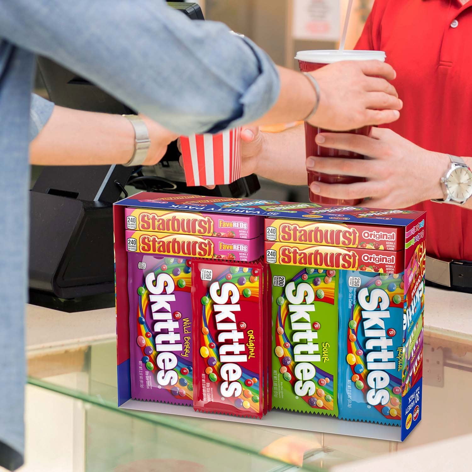 スターバースト &amp; スキットルズ チューイーキャンディー、バラエティボックス、フルサイズ、30 個入り。