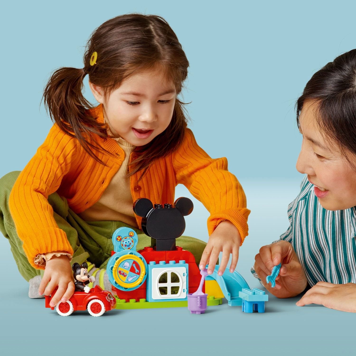 LEGO DUPLO ディズニー ミッキーマウス クラブハウス &amp; カー おもちゃ、27 個。
