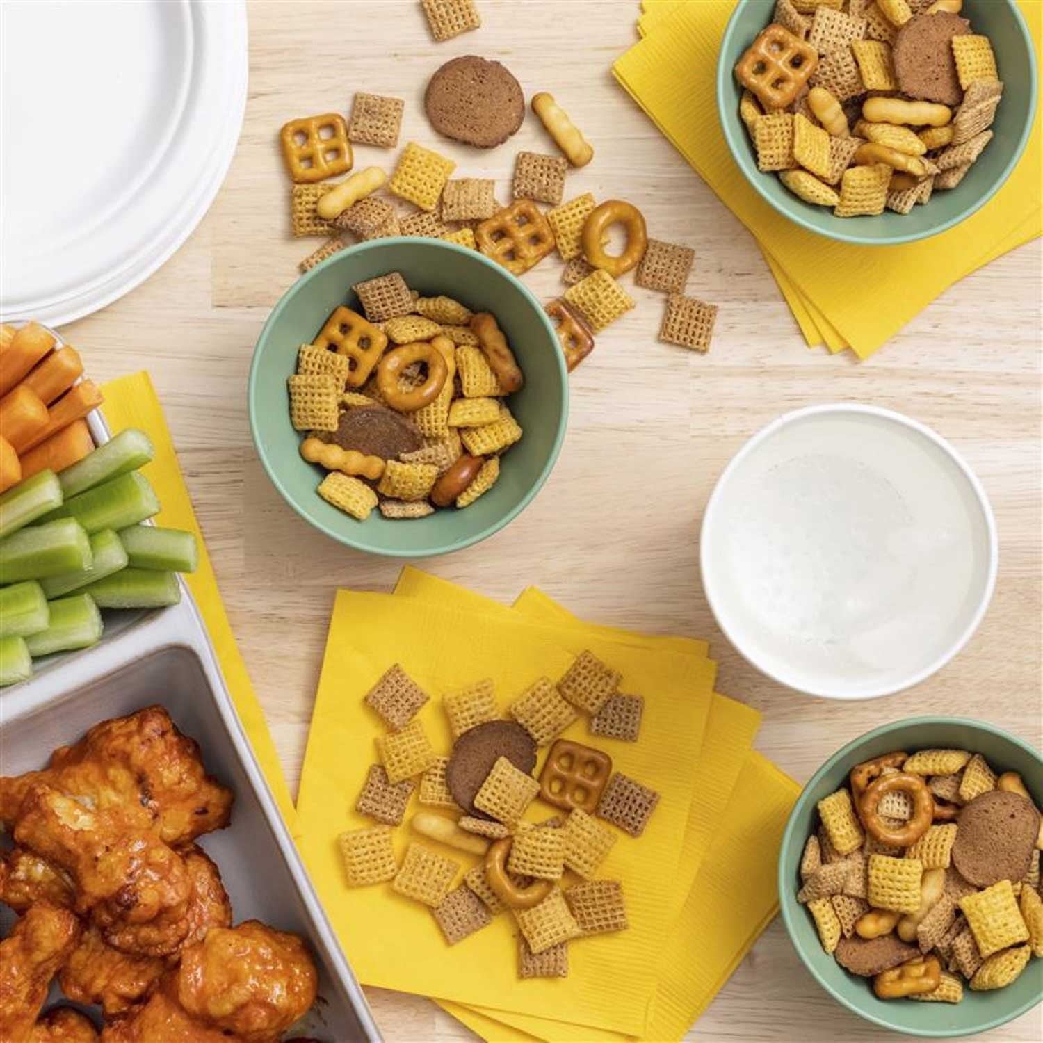 Chex Mix トラディショナル セイボリー スナック ミックス、40 オンス。