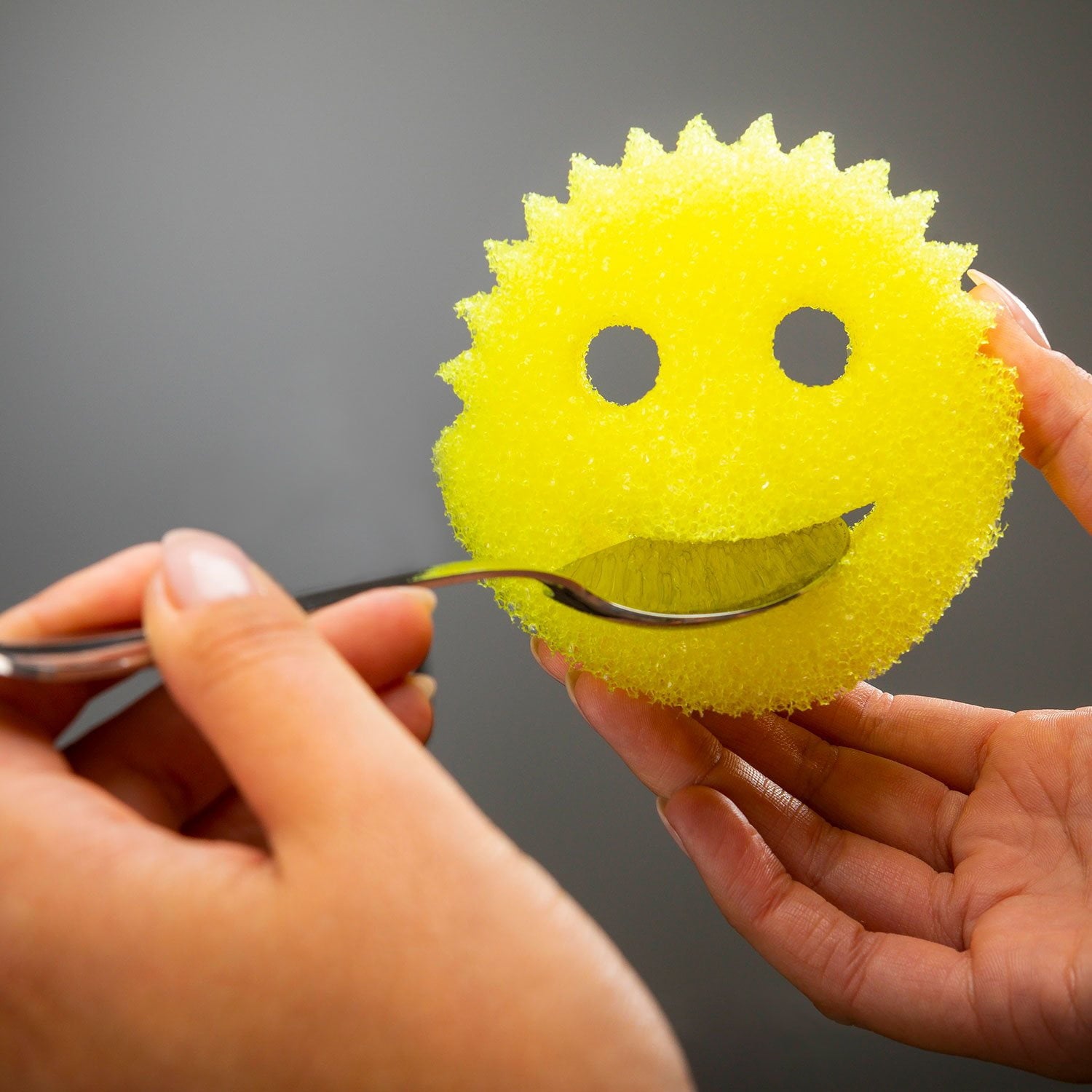 Scrub Daddy スポンジ、マルチカラー、6 個入り。
