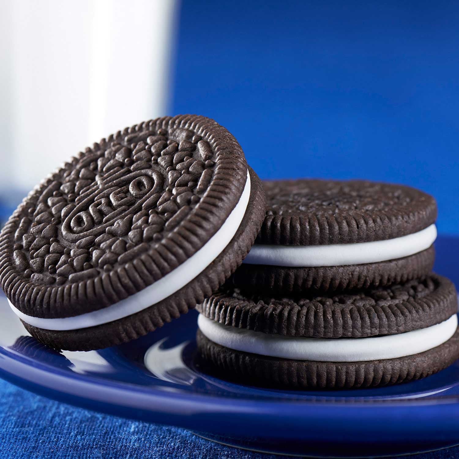 OREO チョコレートサンドイッチクッキー、5.23 オンス、12 個入り。